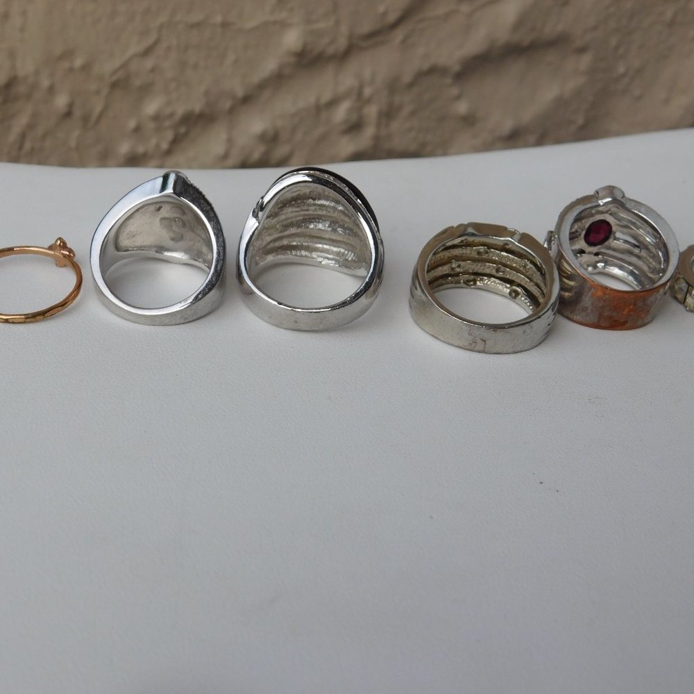 Vintage Lot of Six Rings includes lia sophia and Kiam Family - Picture 6 of 10